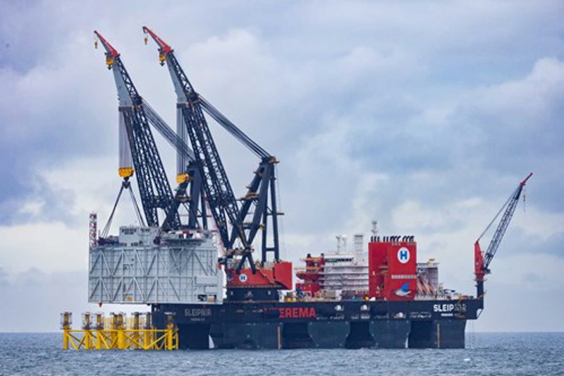 RWE marks major milestone with installation of HVDC Offshore Converter Platform for Sofia Offshore Wind Farm