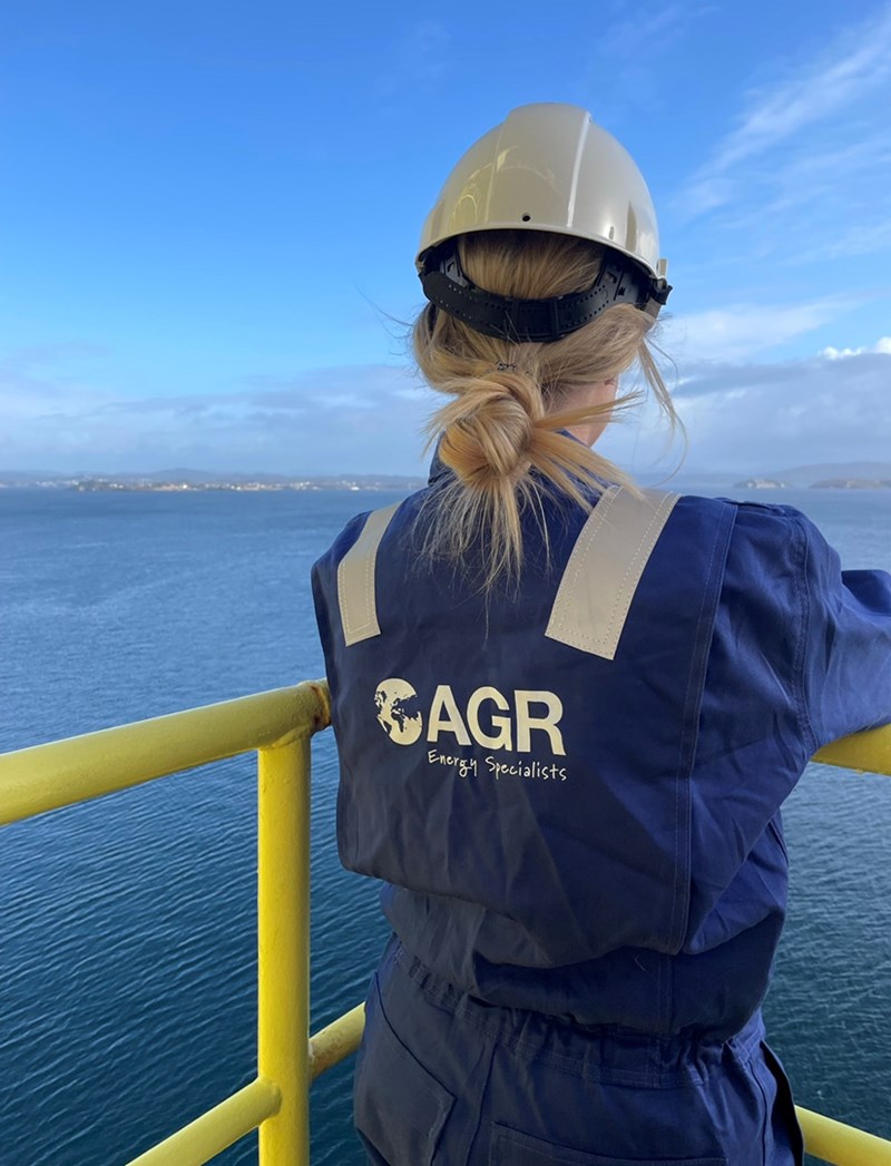 AIS Survivex signs innovative new training management contract with recruitment specialist, AGR